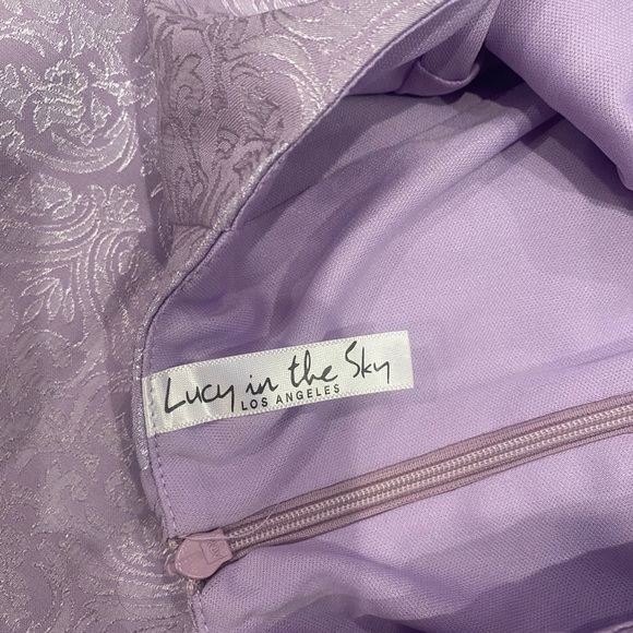 Lucy In The Sky Liana Satin Jacquard Shoulder Dress - Picture 5 of 5